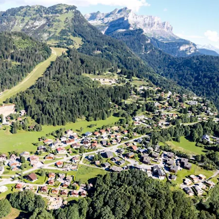 Apartment 4 Pers Au Pied Des Pistes, Balcon, Casier A Skis, Tv - Fr-1-572-178 Araches-la-Frasse